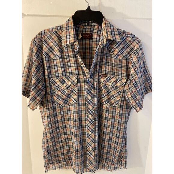Wrangler Ss shirt medium raw hems MAde in USA - Picture 1 of 6